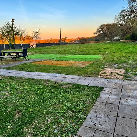 ホテル The Bell And Bottle Hedgerley エクステリア 写真