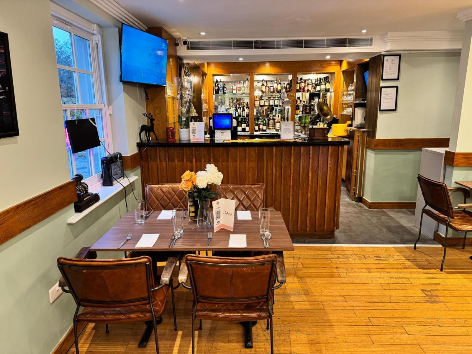 ホテル The Bell And Bottle Hedgerley エクステリア 写真